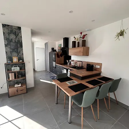 Chez Celine Et Frederic T2 45m Carre Neuf Feriehus