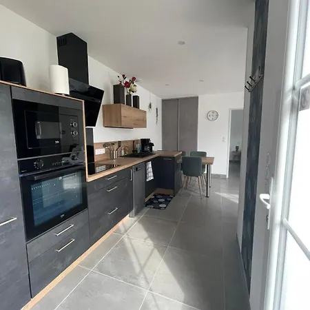 Prázdninový dům Chez Celine Et Frederic Maison 3 T2 45m2 Rochefort (Charente-Maritime)