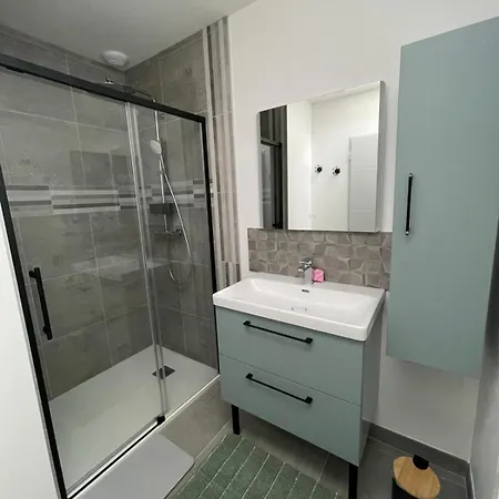 Chez Celine Et Frederic T2 45m Carre Neuf Feriehus